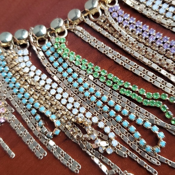 BCBG necklace and earrings set - Picture 5 of 5